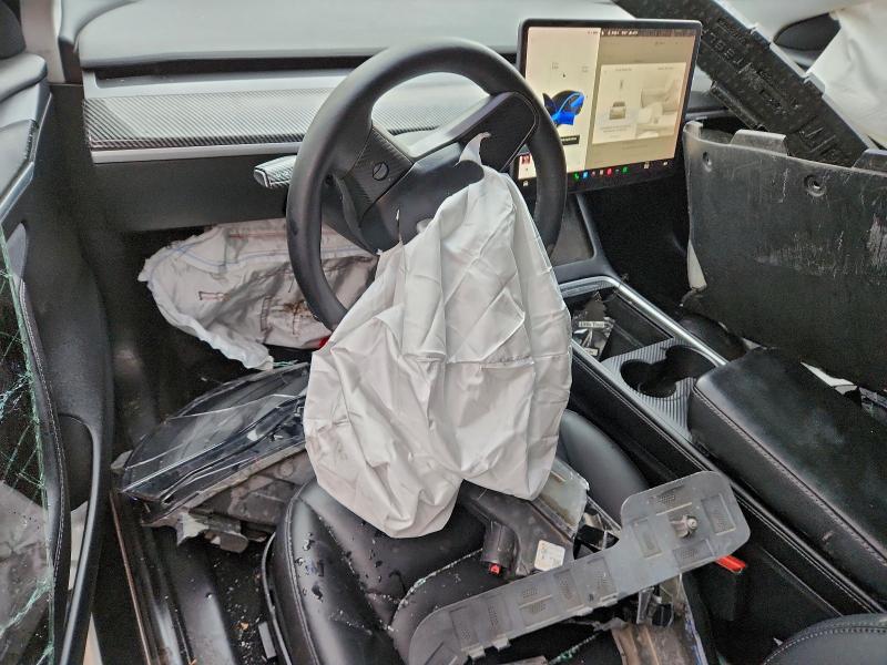 Фото 8 - TESLA MODEL 3