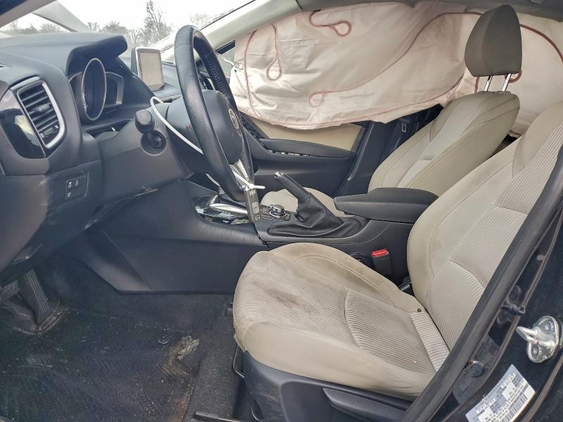 Фото 7 - MAZDA 3