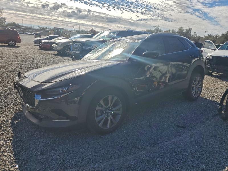 Фото 1 - MAZDA CX30