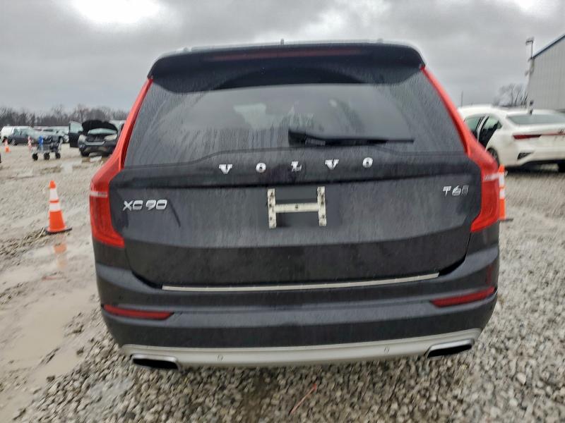 Фото 6 - VOLVO XC90