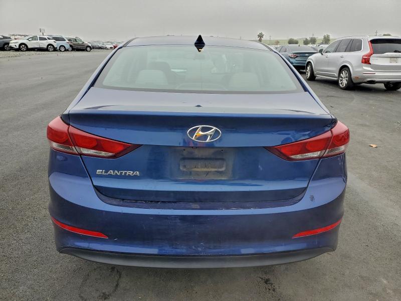 Фото 6 - HYUNDAI ELANTRA