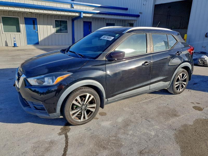 Фото 1 - NISSAN KICKS