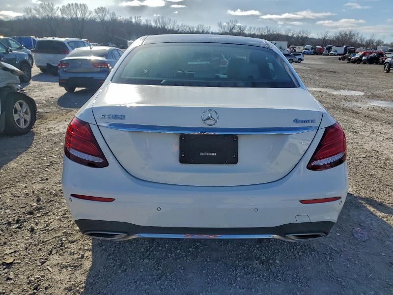 Фото 6 - MERCEDES-BENZ E-CLASS