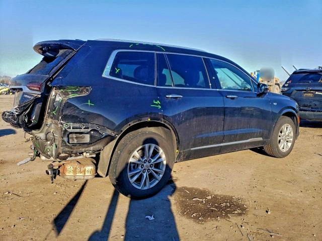 Фото 3 - CADILLAC XT6