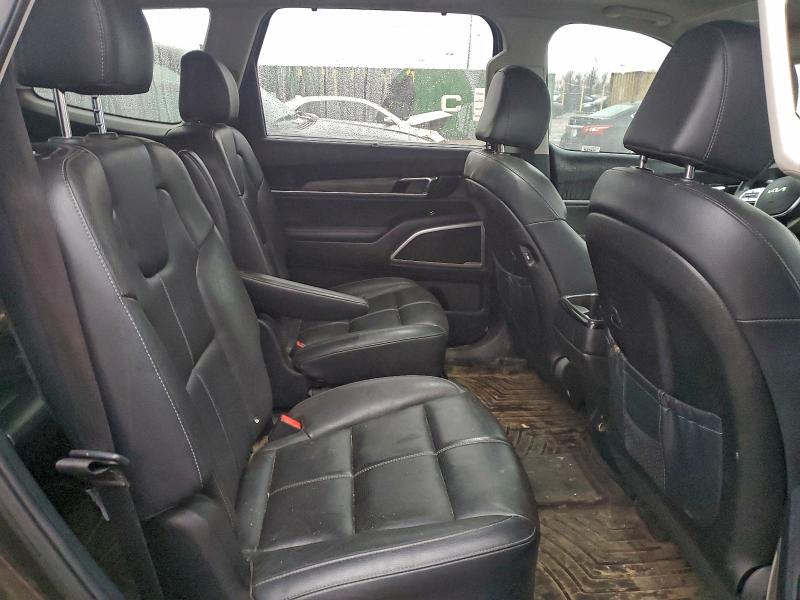 Фото 10 - KIA TELLURIDE