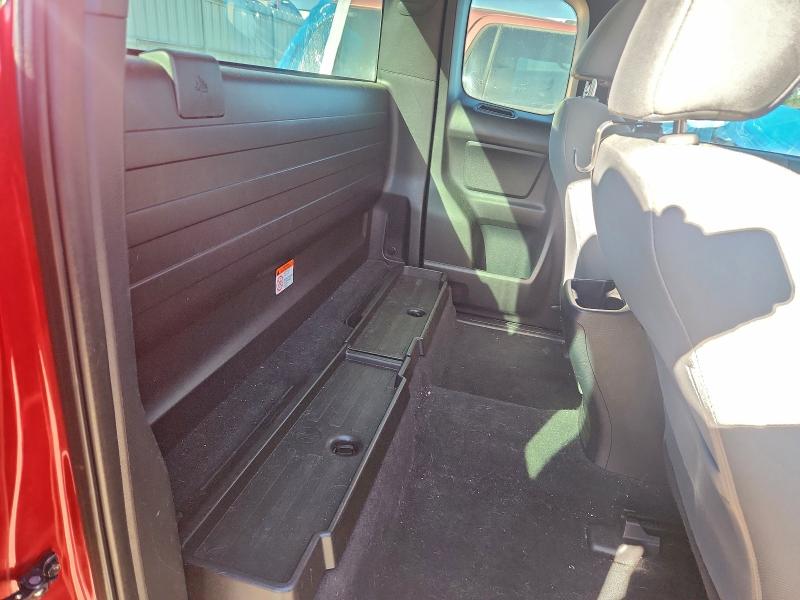 Фото 10 - TOYOTA TACOMA