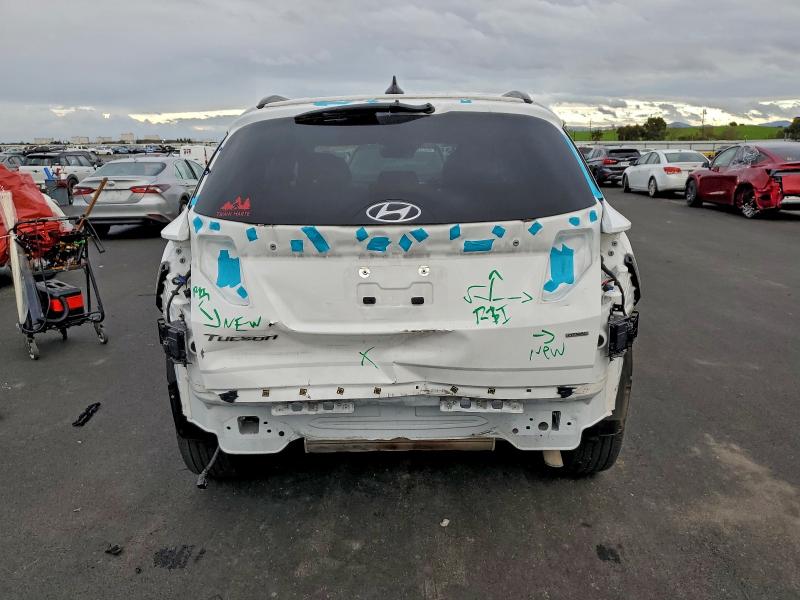 Фото 6 - HYUNDAI TUCSON