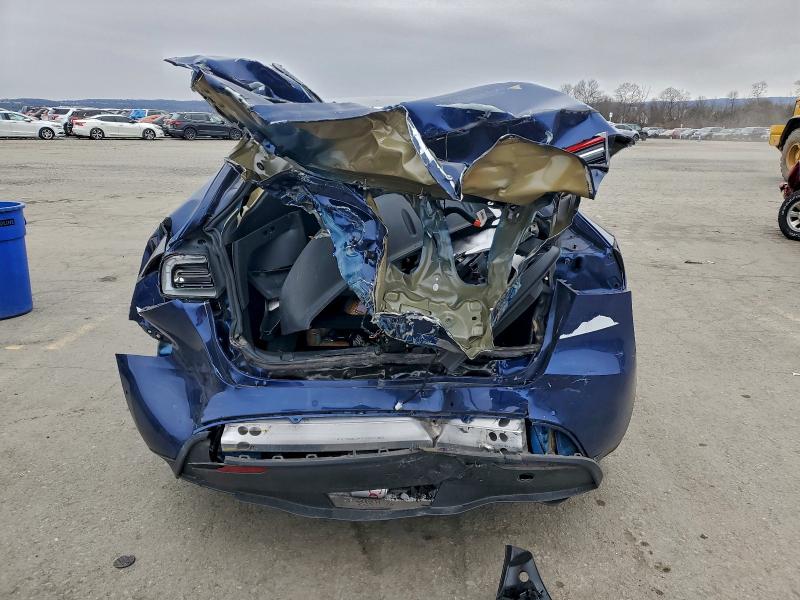 Фото 6 - TESLA MODEL Y