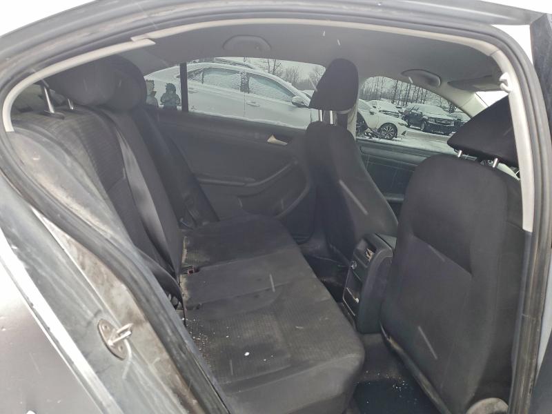 Фото 10 - VOLKSWAGEN JETTA