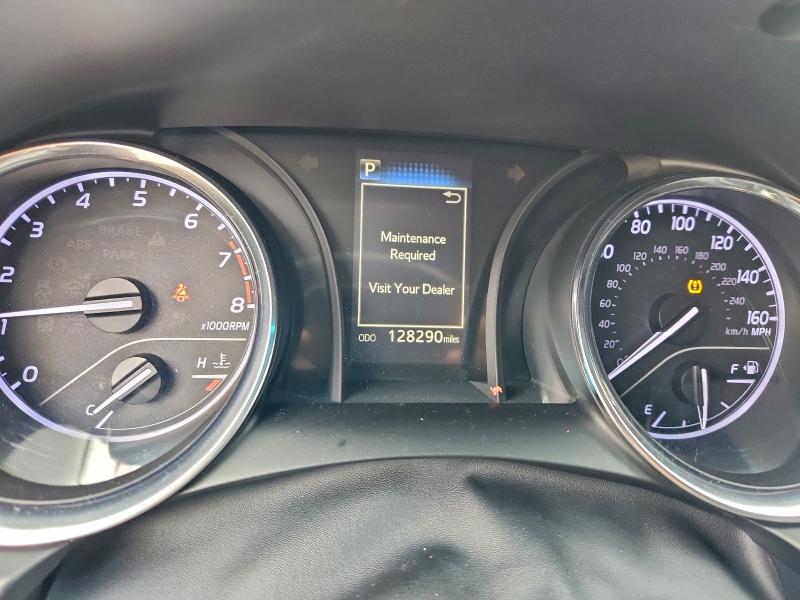 Фото 9 - TOYOTA CAMRY