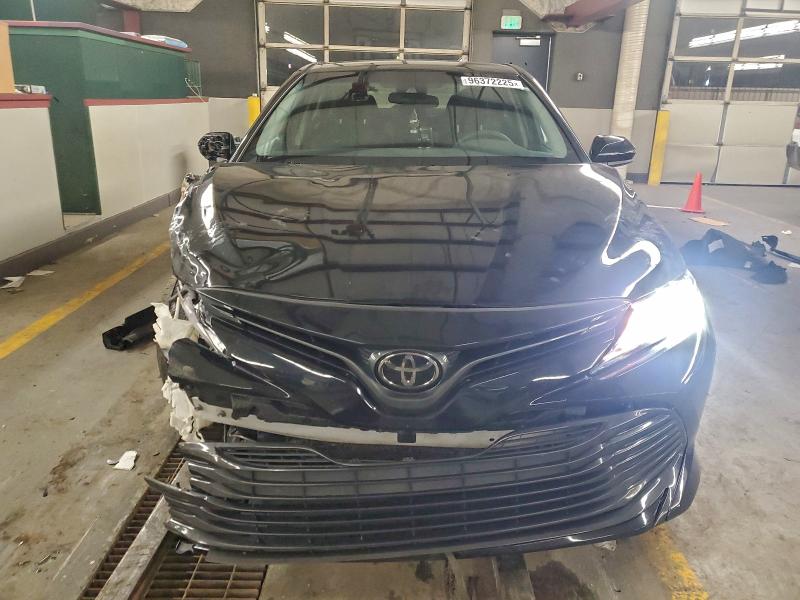 Фото 5 - TOYOTA CAMRY