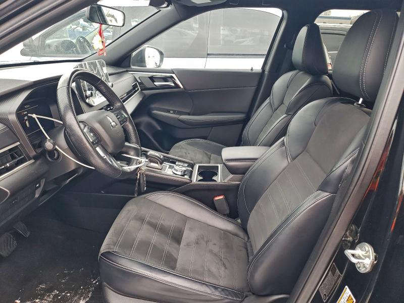 Фото 7 - MITSUBISHI OUTLANDER