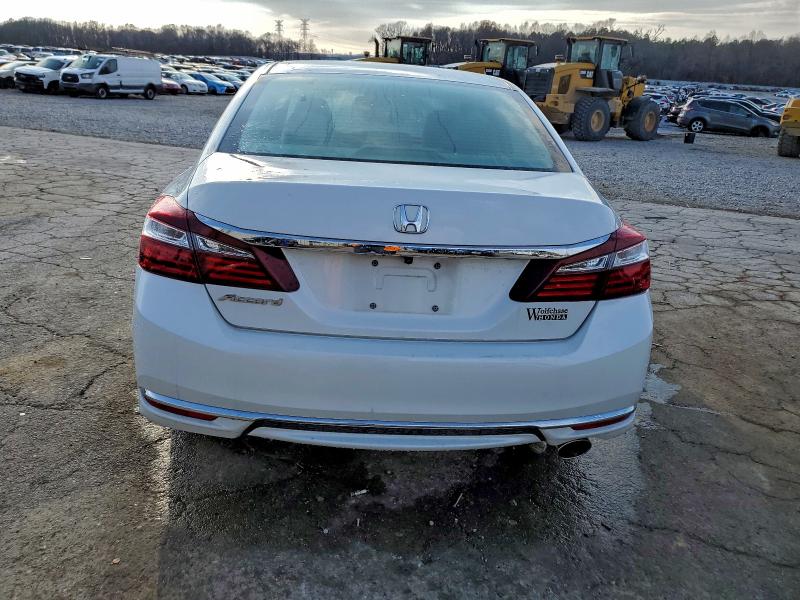 Фото 6 - HONDA ACCORD