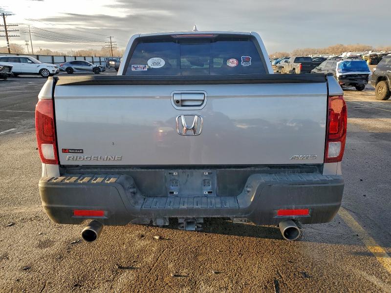 Фото 6 - HONDA RIDGELINE