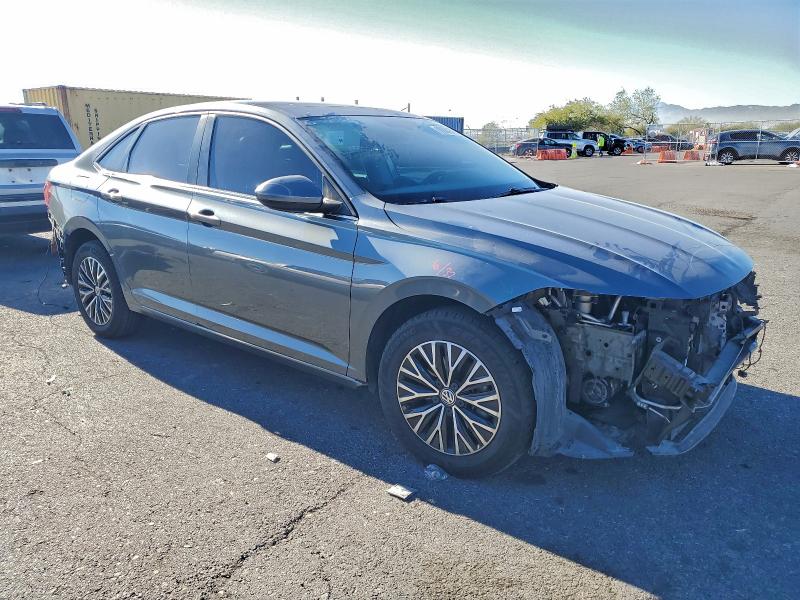 Фото 4 - VOLKSWAGEN JETTA