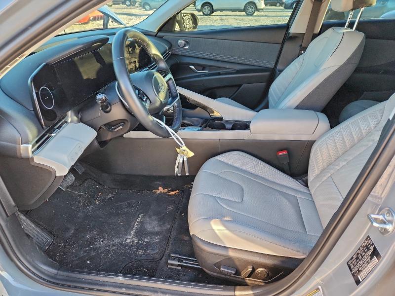 Фото 7 - HYUNDAI ELANTRA