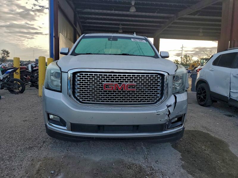 Фото 5 - GMC YUKON