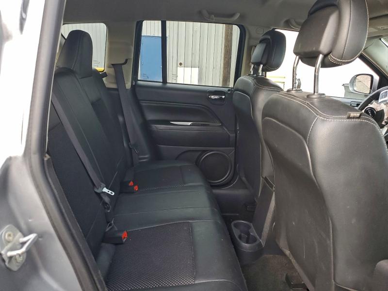 Фото 10 - JEEP COMPASS