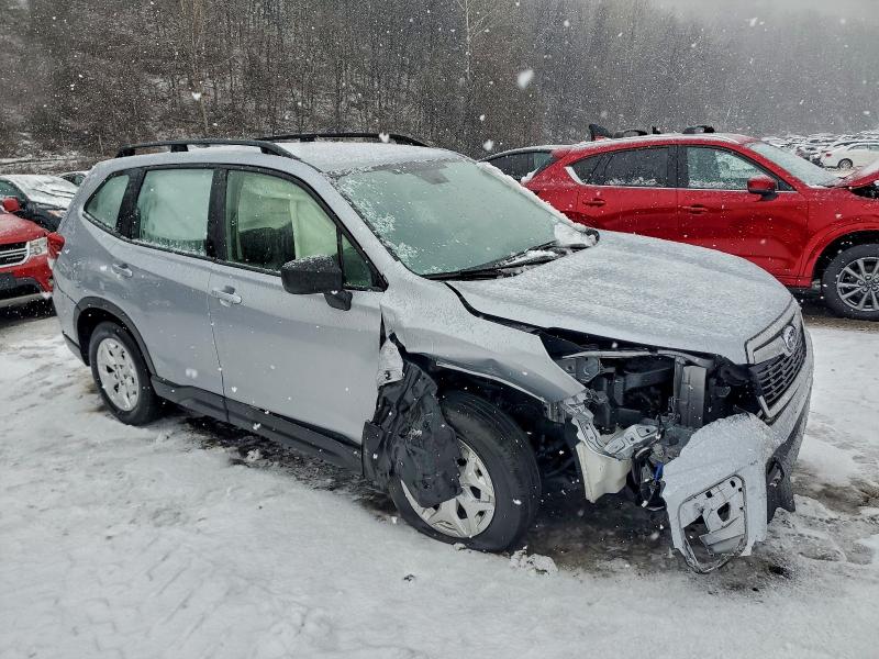 Фото 4 - SUBARU FORESTER