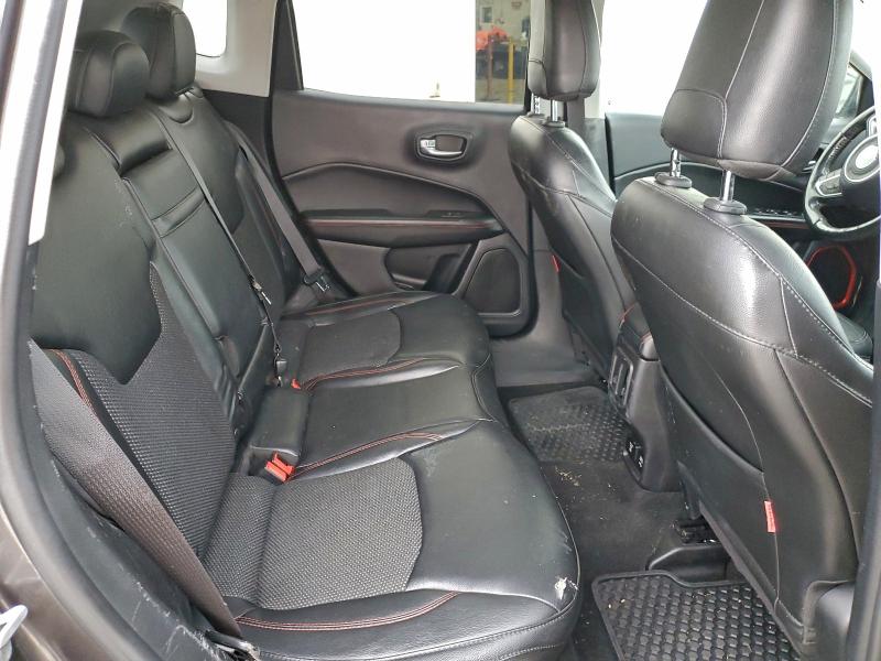 Фото 11 - JEEP COMPASS