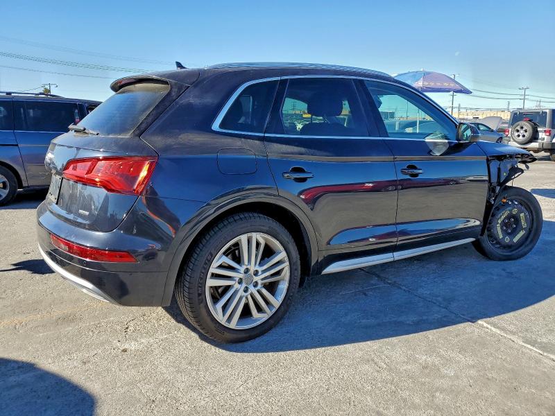 Фото 3 - AUDI Q5