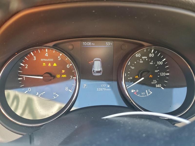 Фото 9 - NISSAN ROGUE