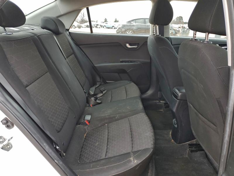 Фото 10 - KIA RIO