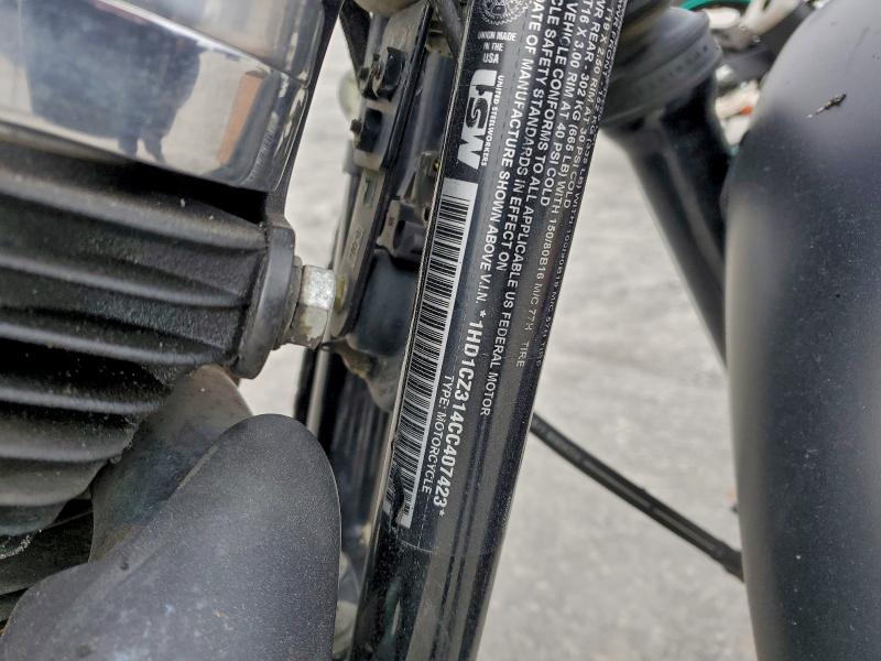 HARLEY-DAVIDSON XL1200 NIG 2012