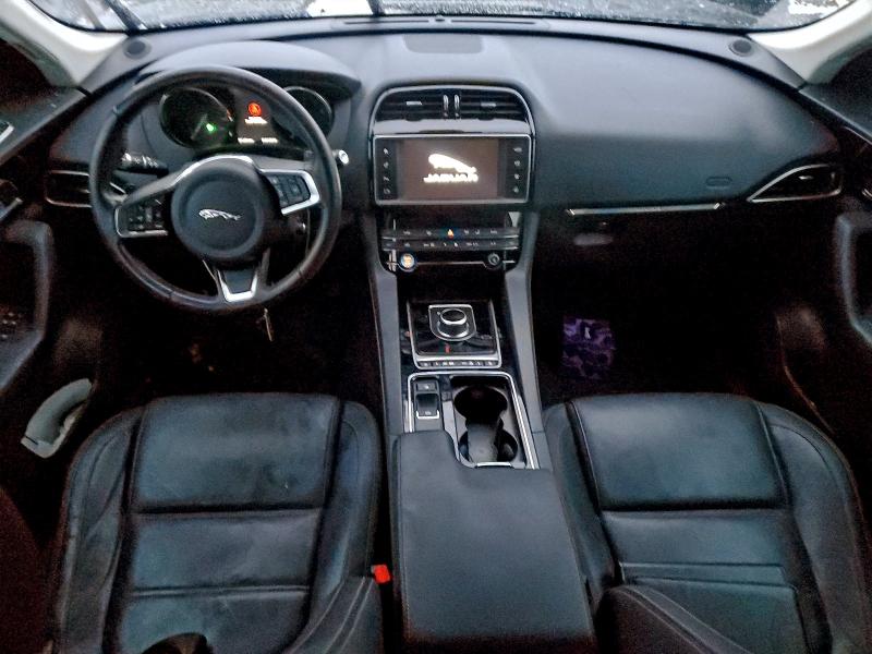 Фото 8 - JAGUAR F-PACE