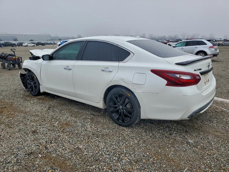 Фото 2 - NISSAN ALTIMA