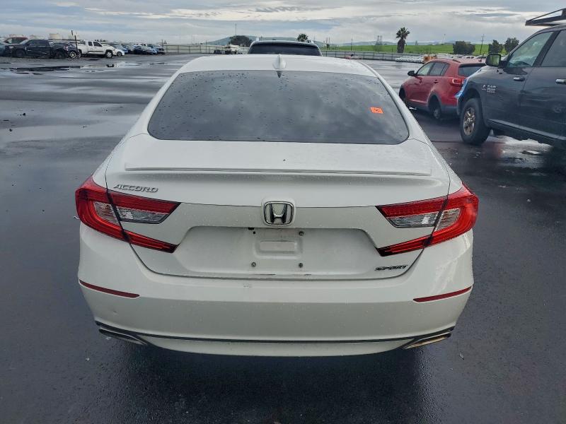 Фото 6 - HONDA ACCORD