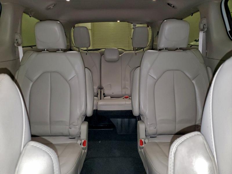 Фото 10 - CHRYSLER PACIFICA