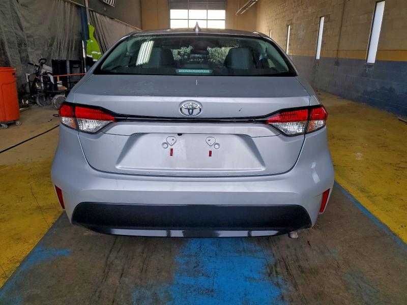 Фото 6 - TOYOTA COROLLA