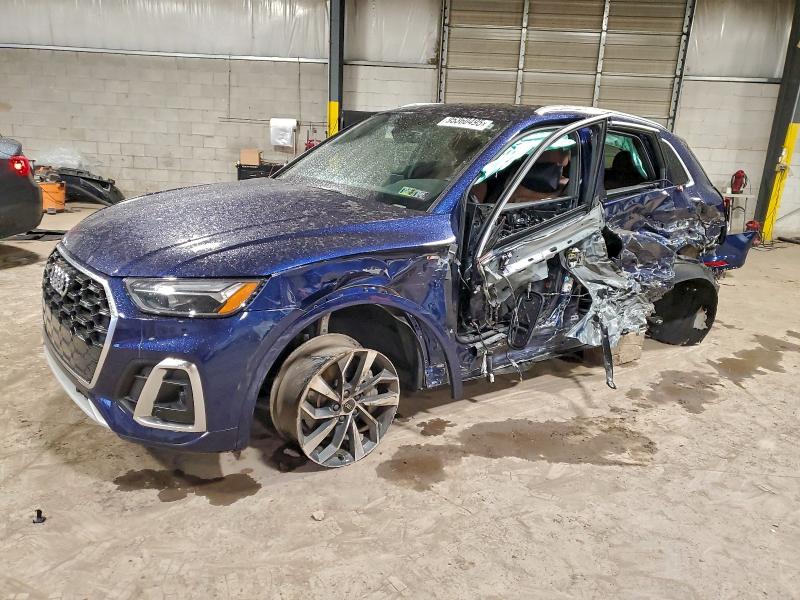 Фото 1 - AUDI Q5