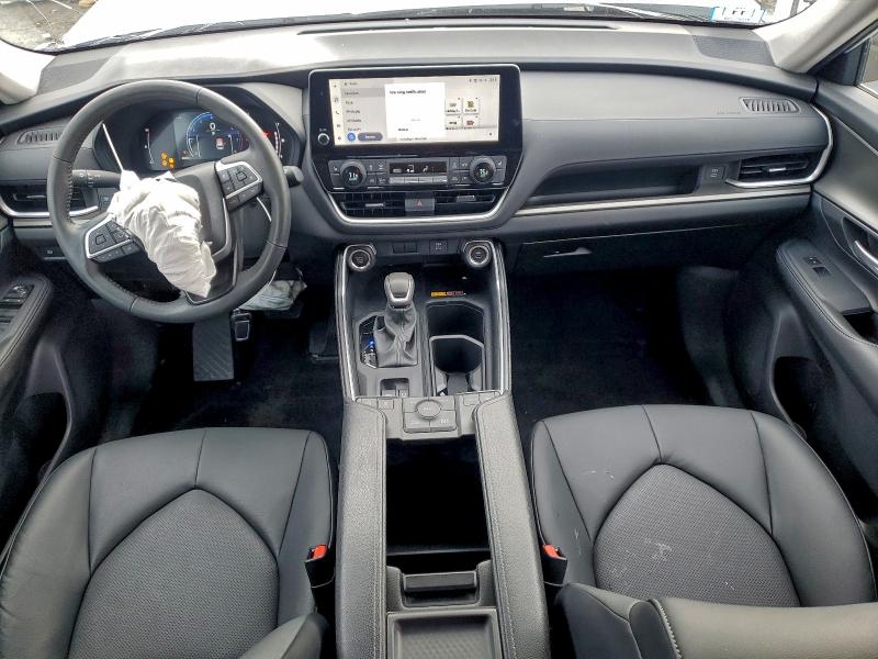 Фото 8 - TOYOTA GRAND HIGH