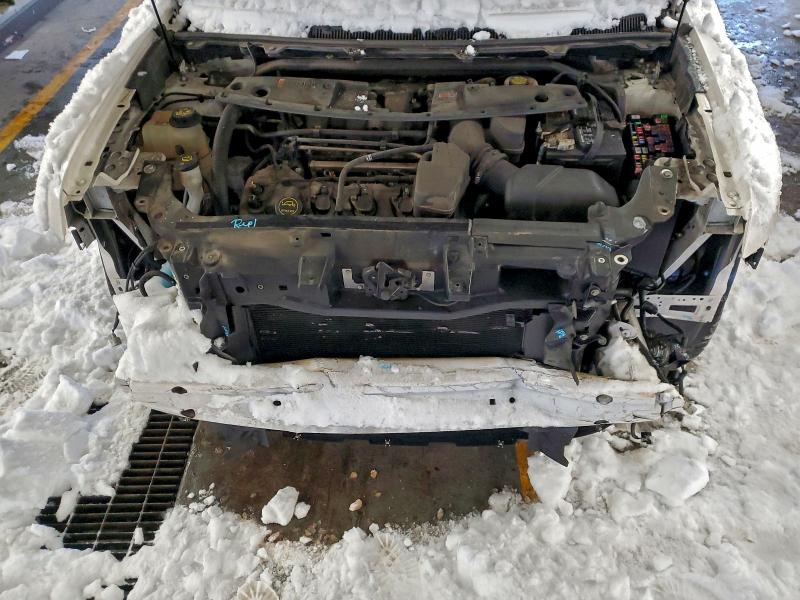 Фото 12 - FORD FLEX