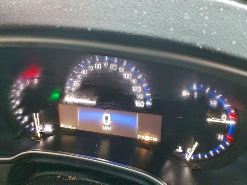 Фото 9 - CADILLAC SRX