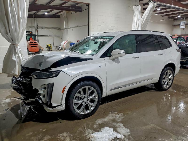 Фото 1 - CADILLAC XT6