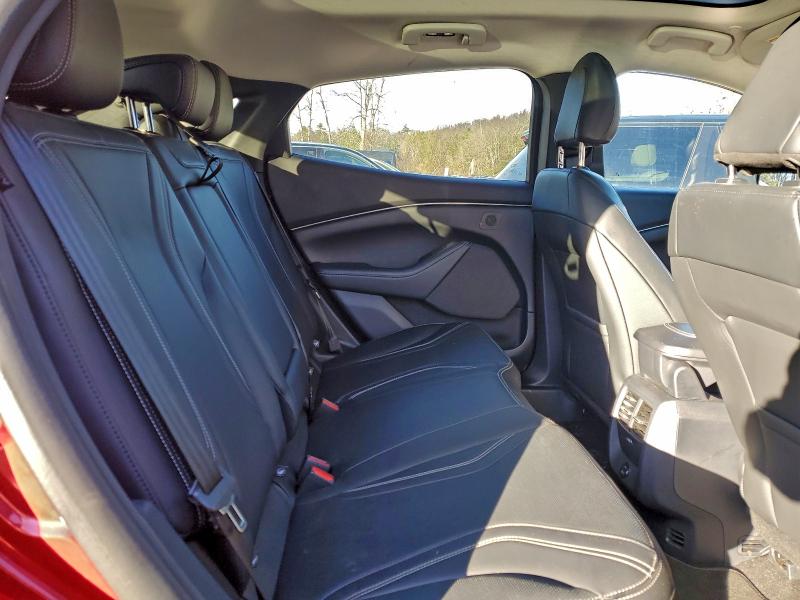 Фото 10 - FORD MUSTANG