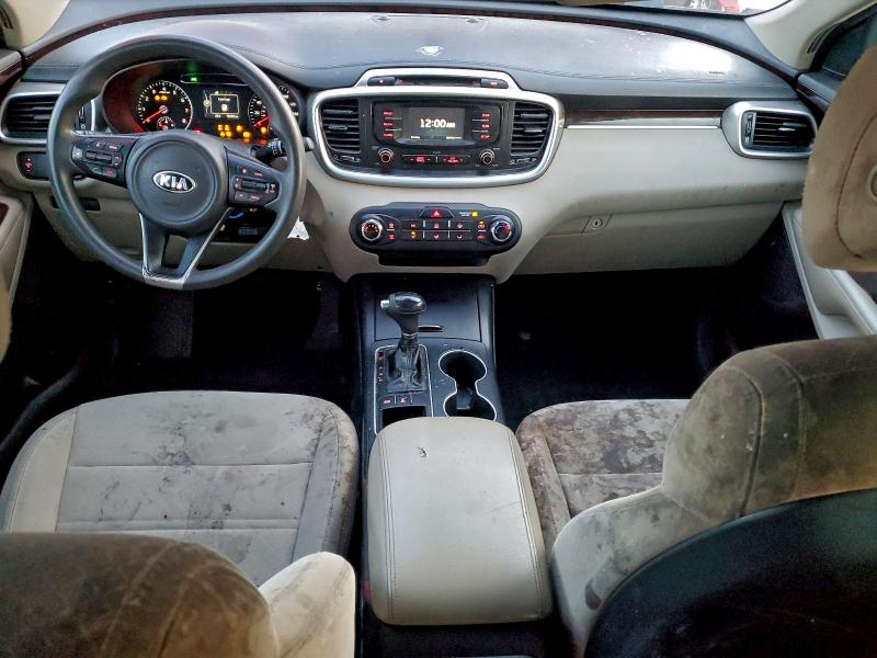 Фото 8 - KIA SORENTO