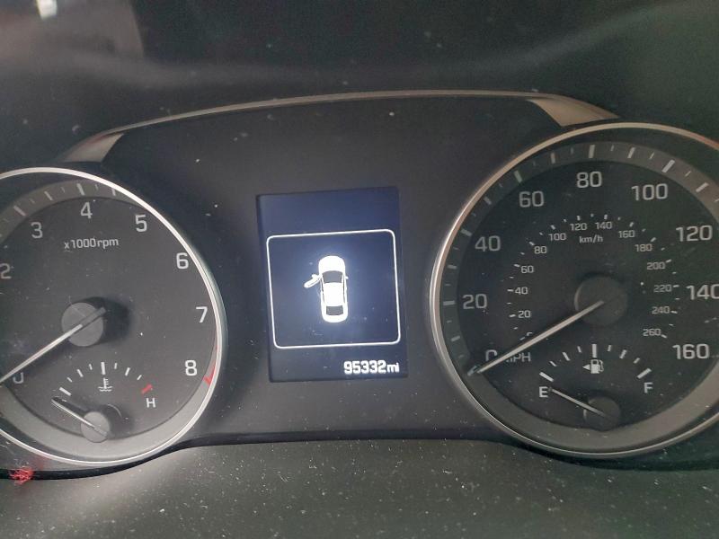 Фото 9 - HYUNDAI ELANTRA