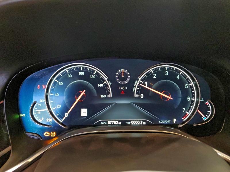 Фото 9 - BMW 7 SERIES