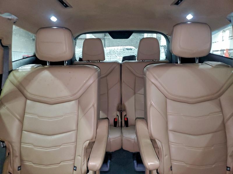 Фото 10 - CADILLAC XT6