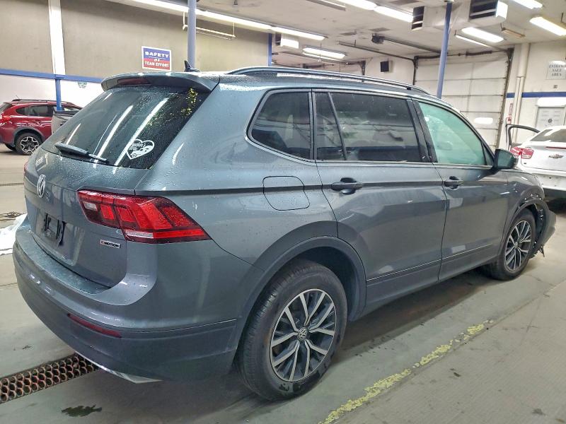 Фото 3 - VOLKSWAGEN TIGUAN