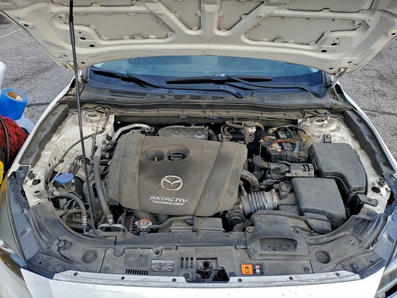 Фото 11 - MAZDA 3