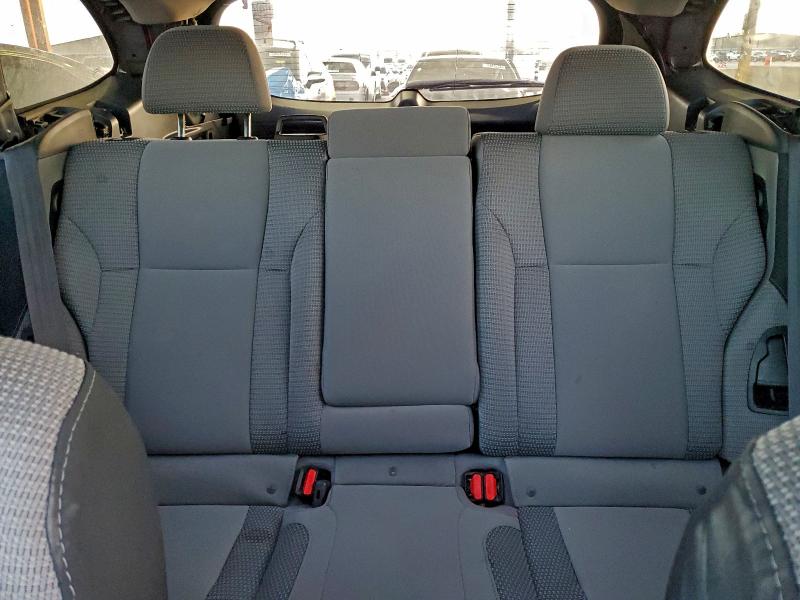 Фото 10 - SUBARU OUTBACK