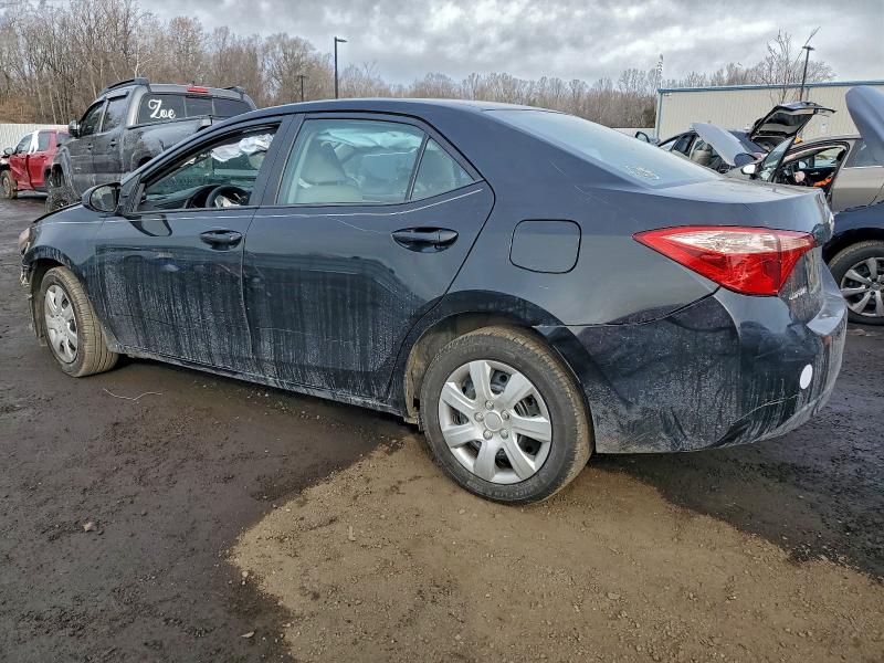 Фото 2 - TOYOTA COROLLA