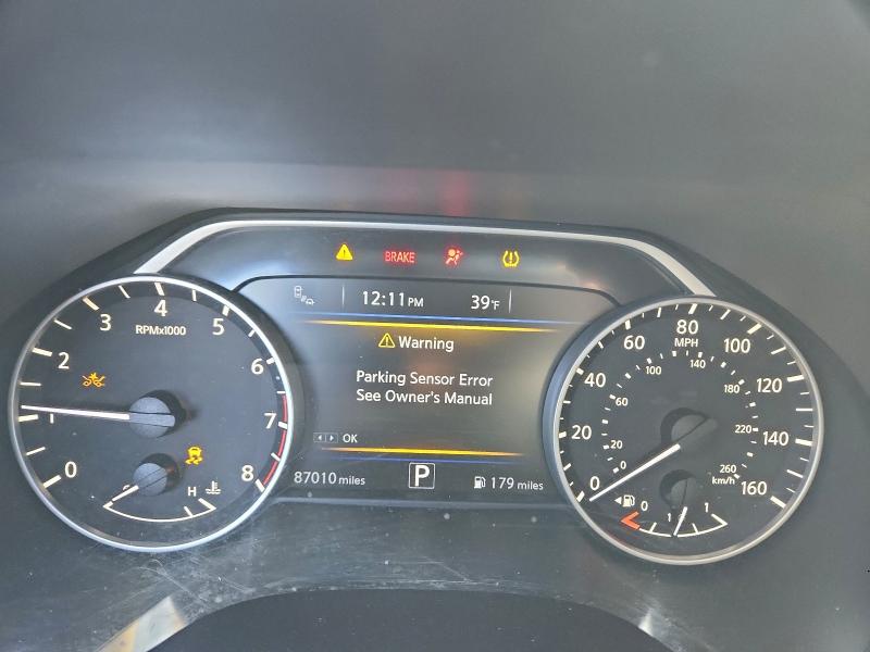 Фото 9 - NISSAN MAXIMA