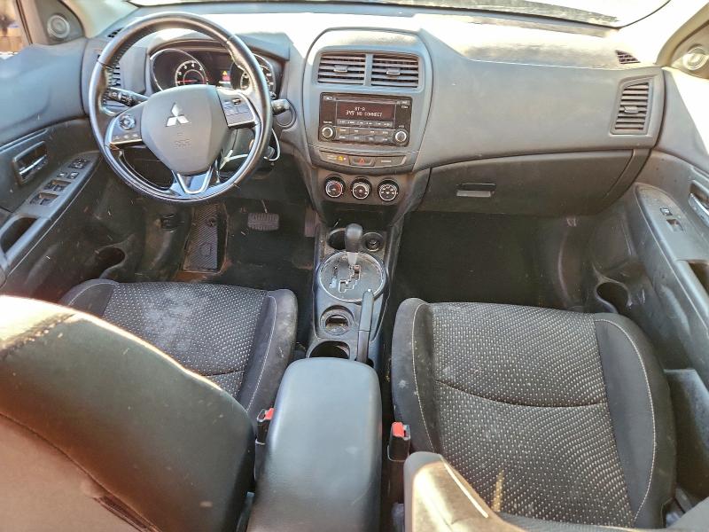 Фото 8 - MITSUBISHI OUTLANDER