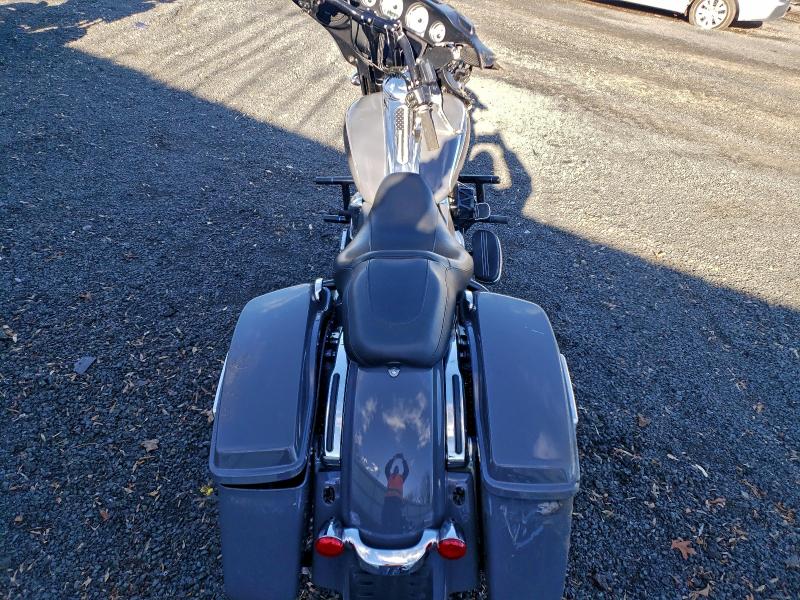 HARLEY-DAVIDSON FL 2020